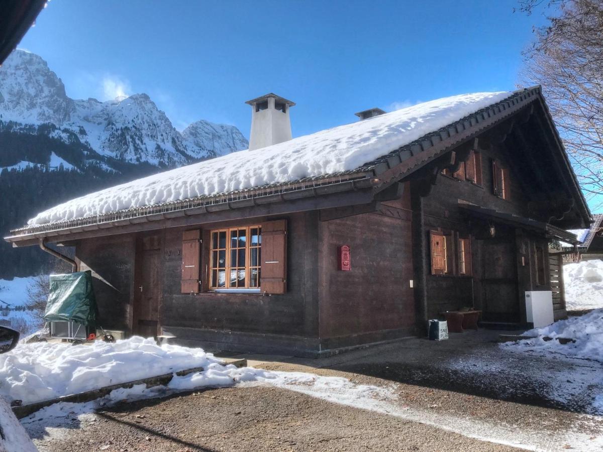 Les Jumelles Villa Gstaad Buitenkant foto